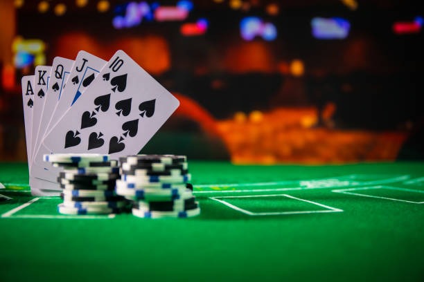 Capsa Susun card arrangement on master domino99 live table